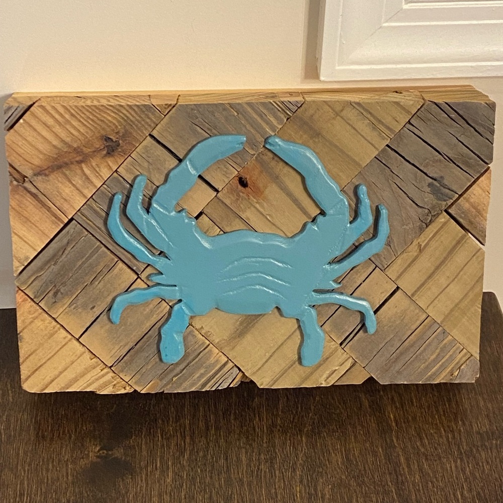 Crab Detail Reclaimed Wood Decoration